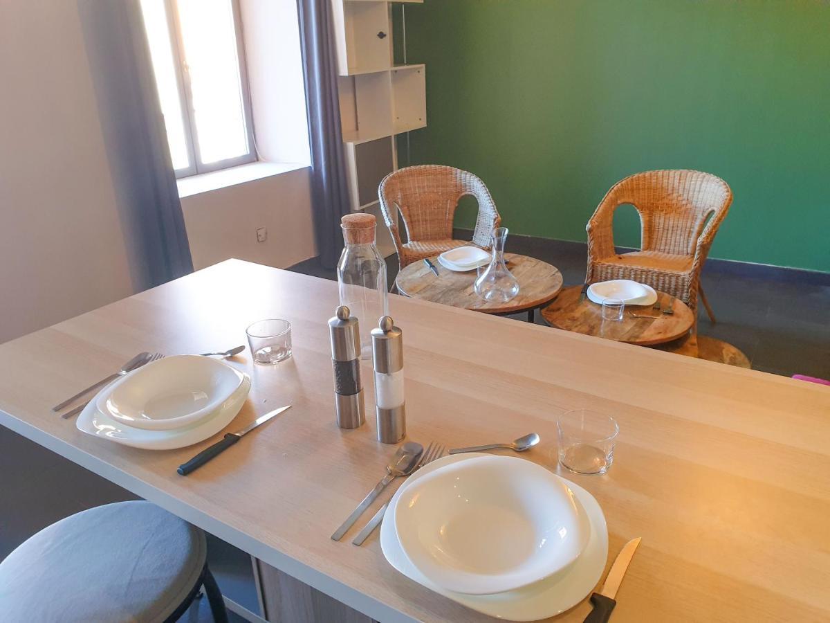 Spacieux Appartement Au Calme 15Min Sud De Lyon Proche Metro Et Gare Confluence Aquarium Gerland Oullins Esterno foto