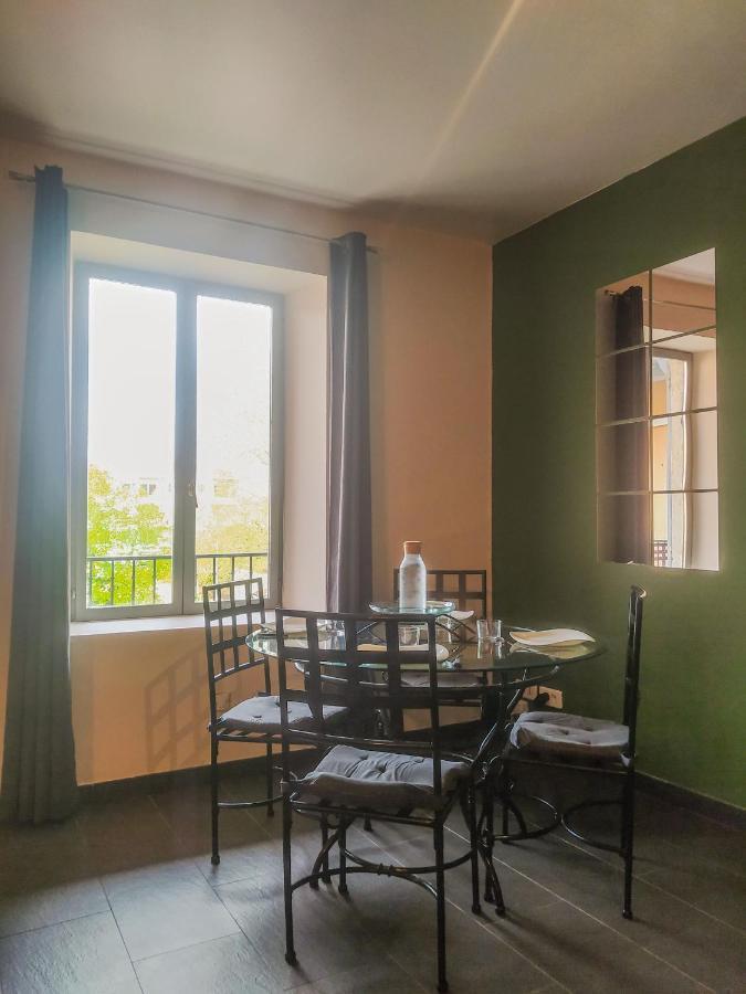 Spacieux Appartement Au Calme 15Min Sud De Lyon Proche Metro Et Gare Confluence Aquarium Gerland Oullins Esterno foto